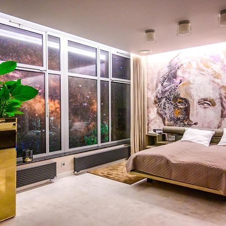 Pietryna Apartments Luxury - Sauna , Jacuzzi , Bezposrednio Przy Ul Piotrkowskiej Лодзь Экстерьер фото