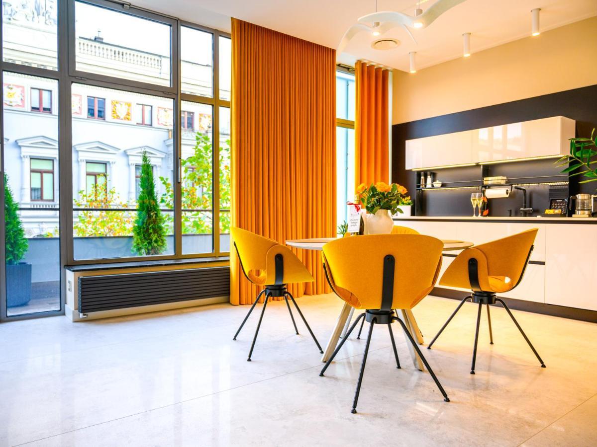 Pietryna Apartments Luxury - Sauna , Jacuzzi , Bezposrednio Przy Ul Piotrkowskiej Лодзь Экстерьер фото