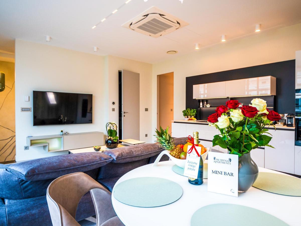 Pietryna Apartments Luxury - Sauna , Jacuzzi , Bezposrednio Przy Ul Piotrkowskiej Лодзь Экстерьер фото